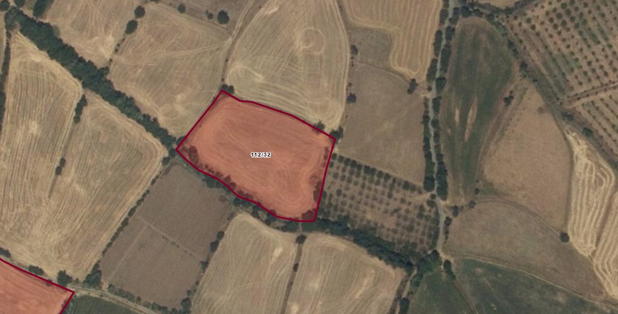MABEL'DEN BAHÇEYAZI KÖYÜ'NDE SATILIK 7.026 M2 SULU TARLA